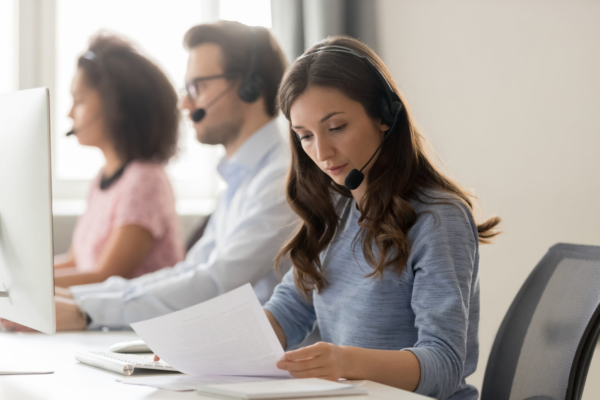 3 Ways A Professional Answering Service Can Address Issues Before They Occur